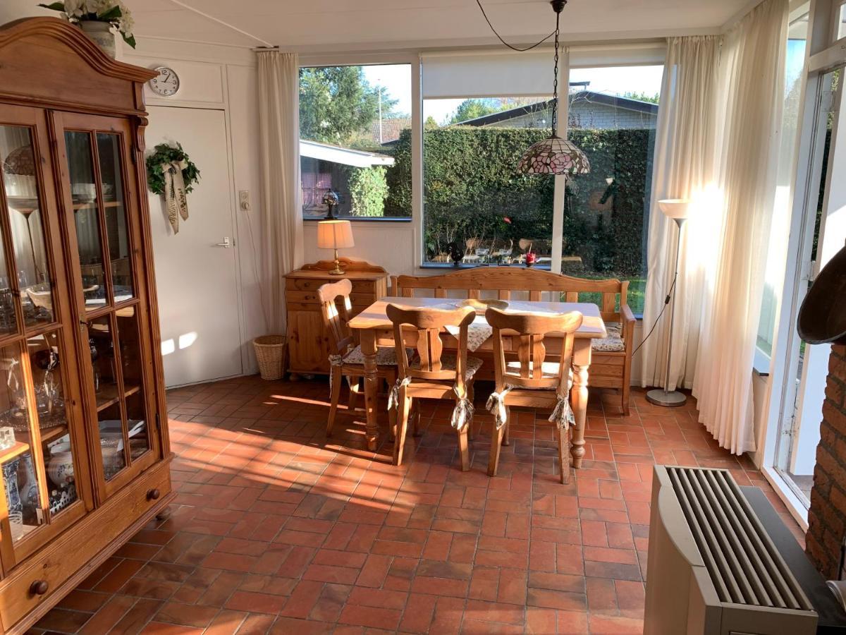 Rustig Gelegen Vakantiebungalow Кортгене Экстерьер фото